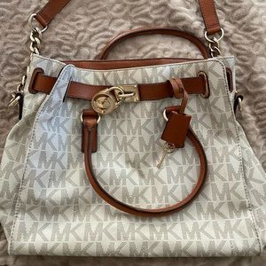 Michael Kors purse